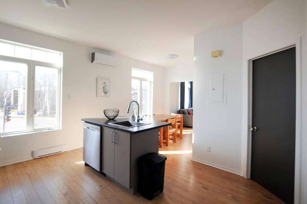 Ferienwohnung Le 1808 - Spacieux Avec Balcon - Nord De Quebec Exterior foto